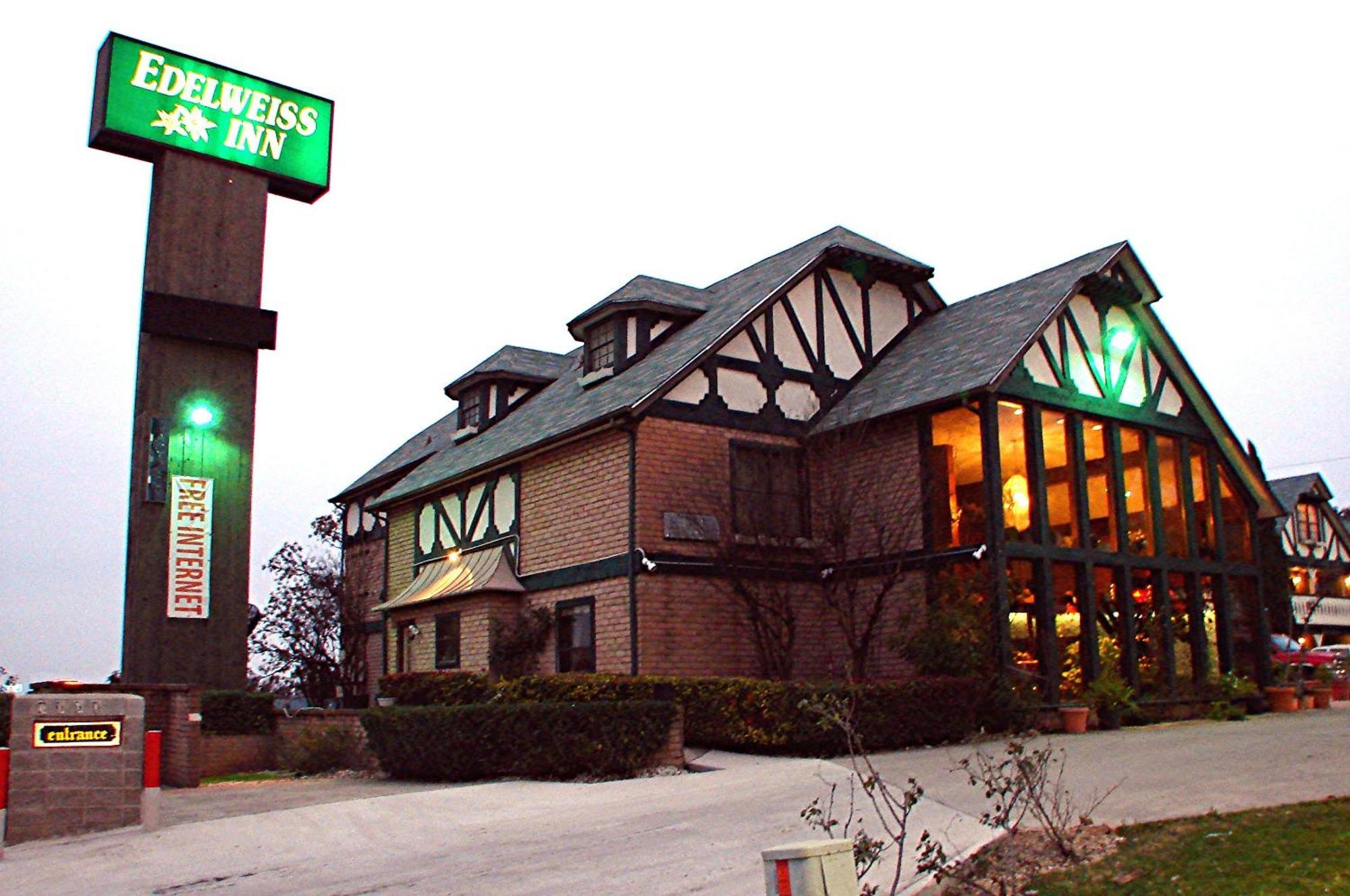 Edelweiss Inn ניו בראונפלס מראה חיצוני תמונה